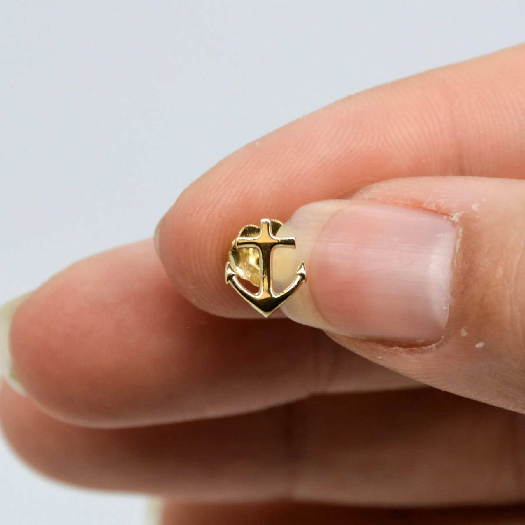 '100 Way' Yellow Gold Anchor Stud Earrings |