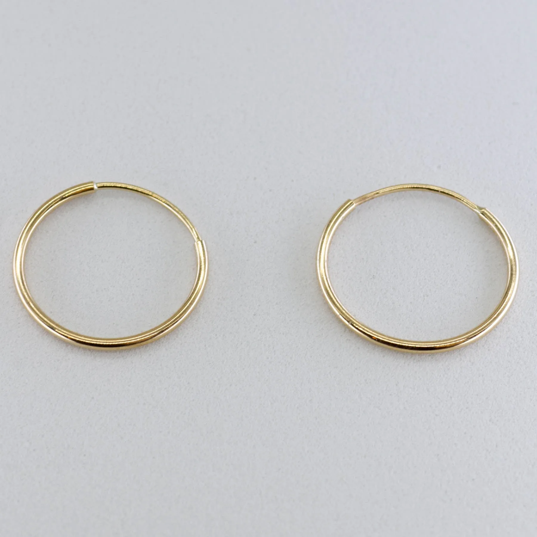 '100 Ways' 15mm Sleeper Hoops |