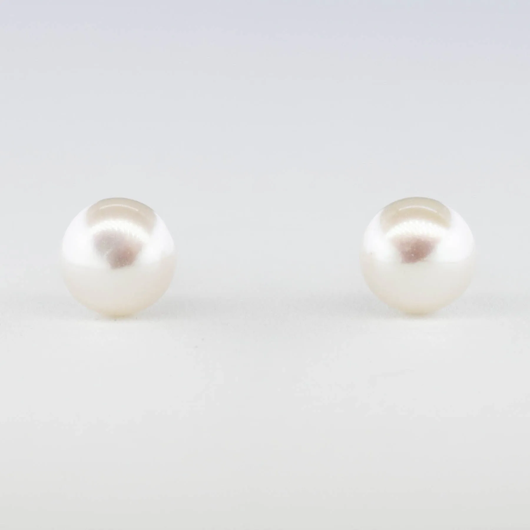 '100 Ways' Classic Pearl Stud Earrings |