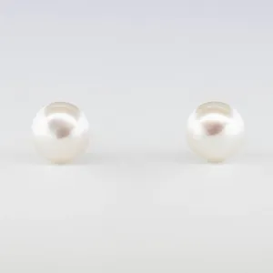 '100 Ways' Classic Pearl Stud Earrings |