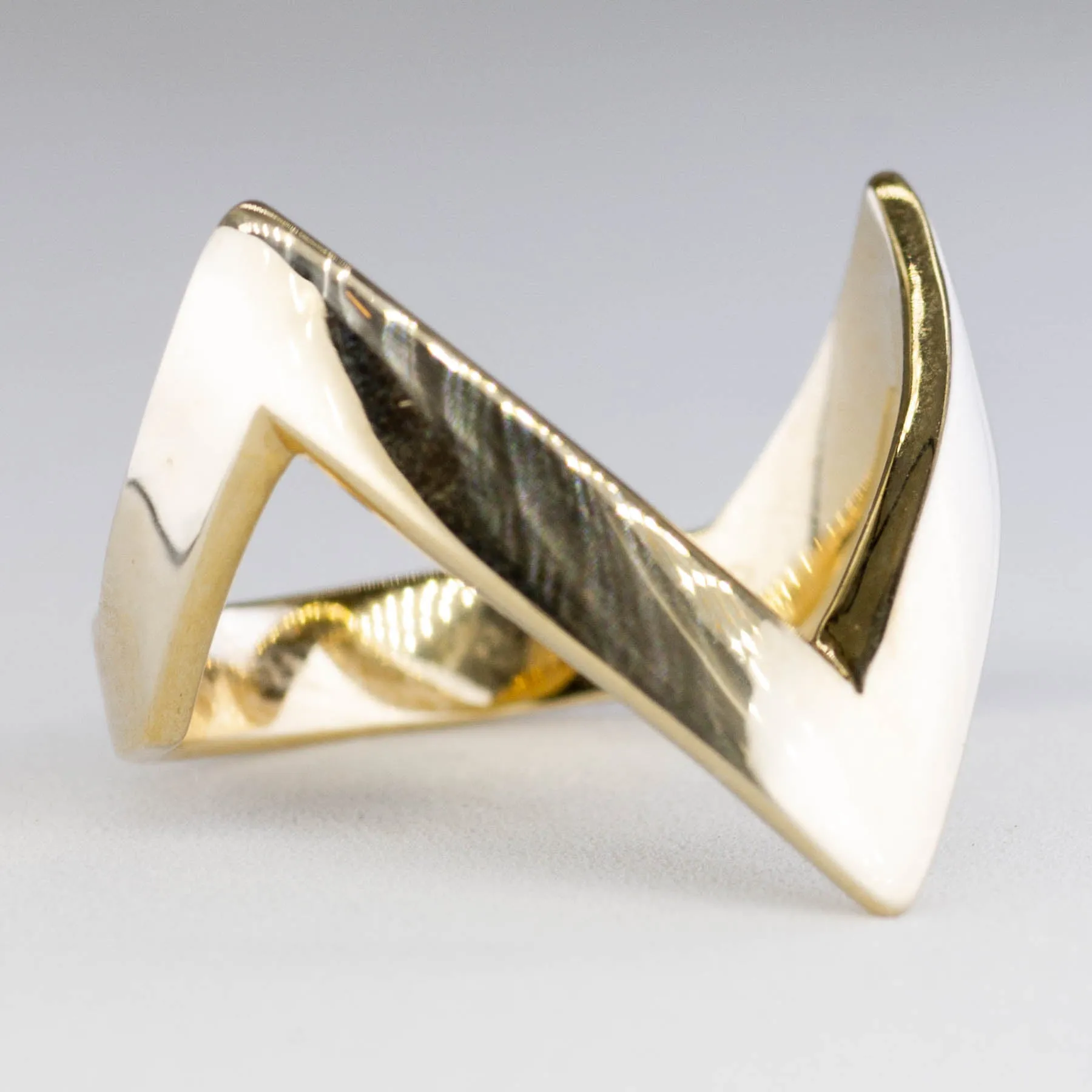 '100 Ways' Yellow Gold V Ring | SZ 7 |
