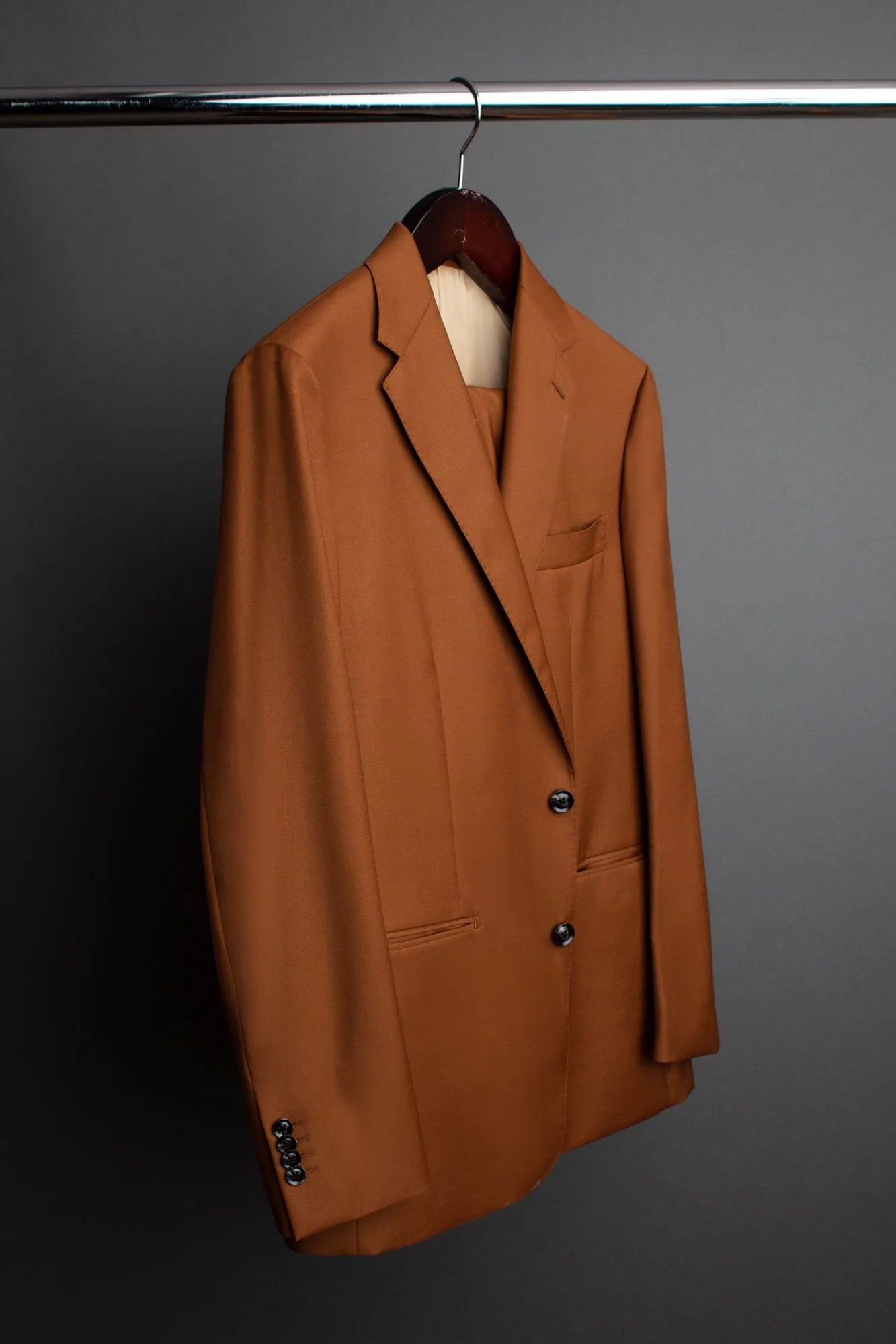 4-Season Classic Suit