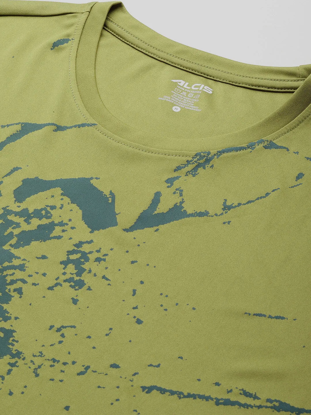 Alcis Men Olive Green Printed Anti Static Slim Fit Sports T-shirt