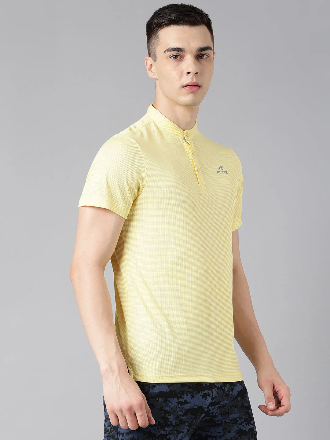 Alcis Men's Pale Yellow Anti-Static Drytech  Slim-Fit Training Polo T-Shirt