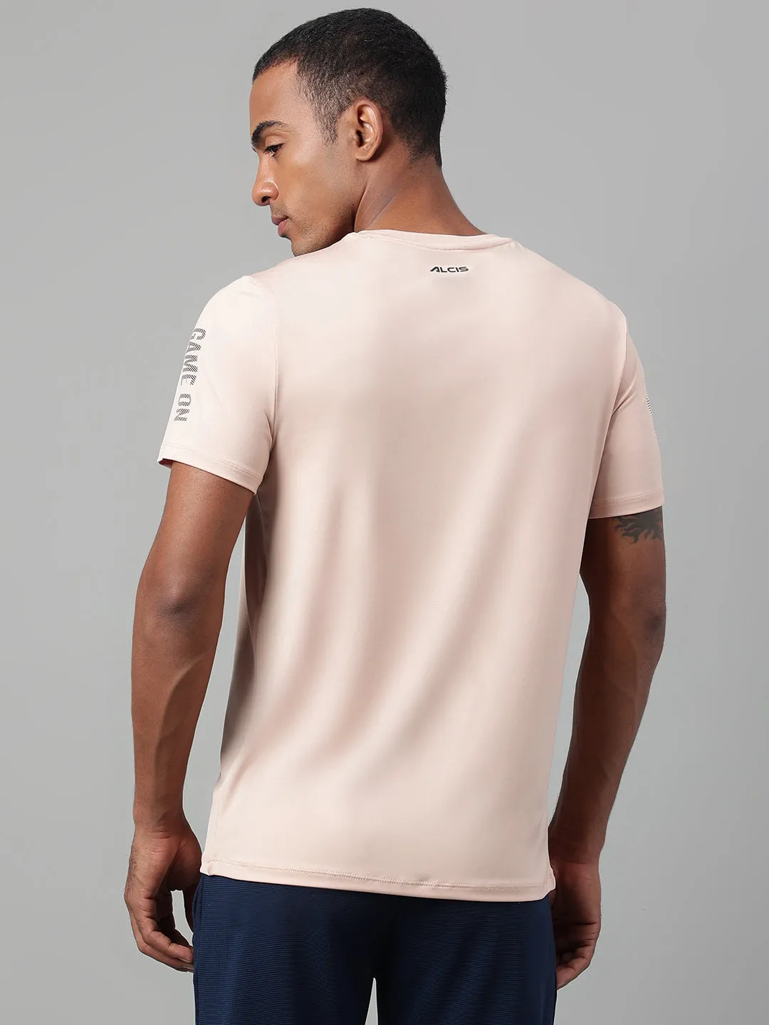 Alcis Men's Printed Gold Anti-Static Drytech  Slim-Fit Training Tee