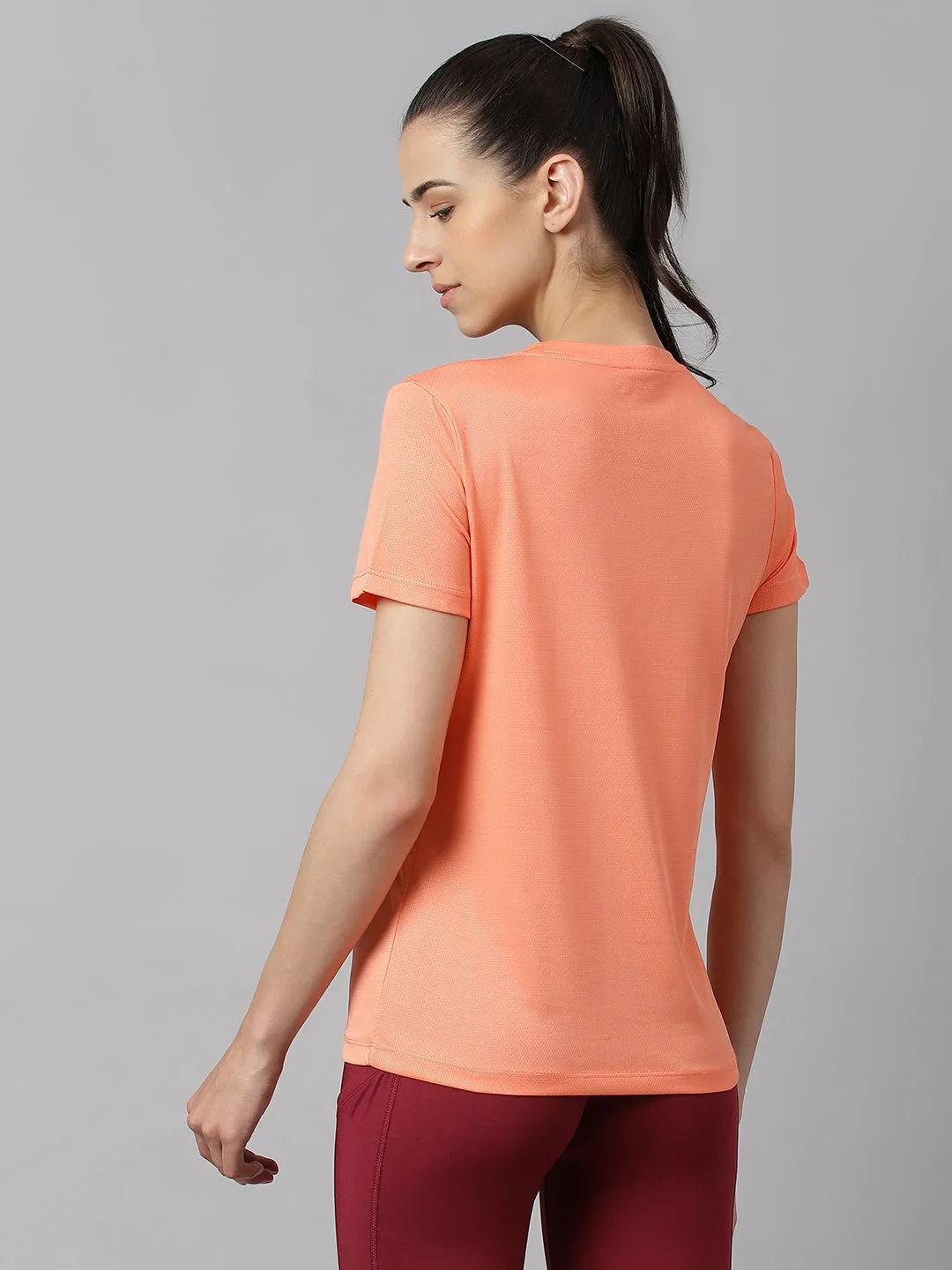 Alcis Women Printed Salmon Anti-Static Slim-Fit Round Neck Training T-Shirt
