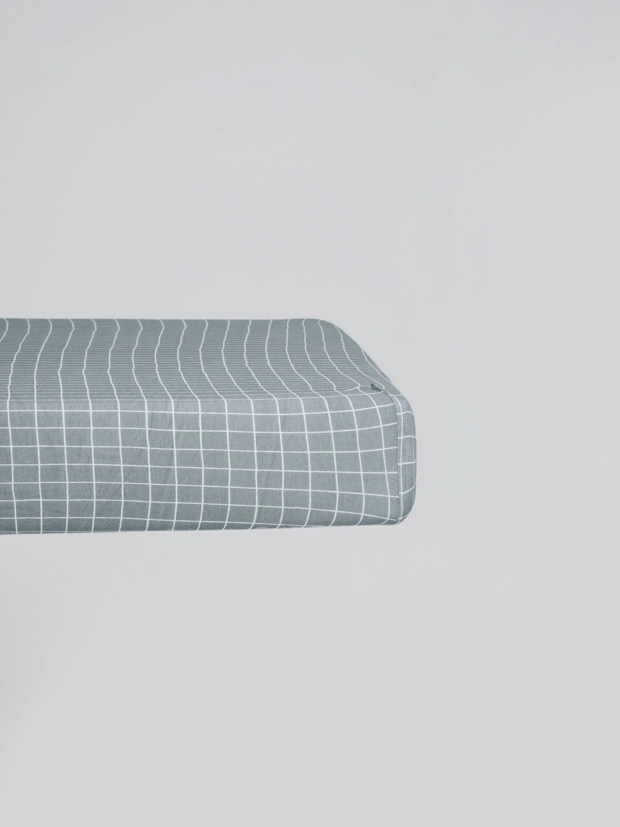 Bamboo Crib Sheet in Ocean Grid