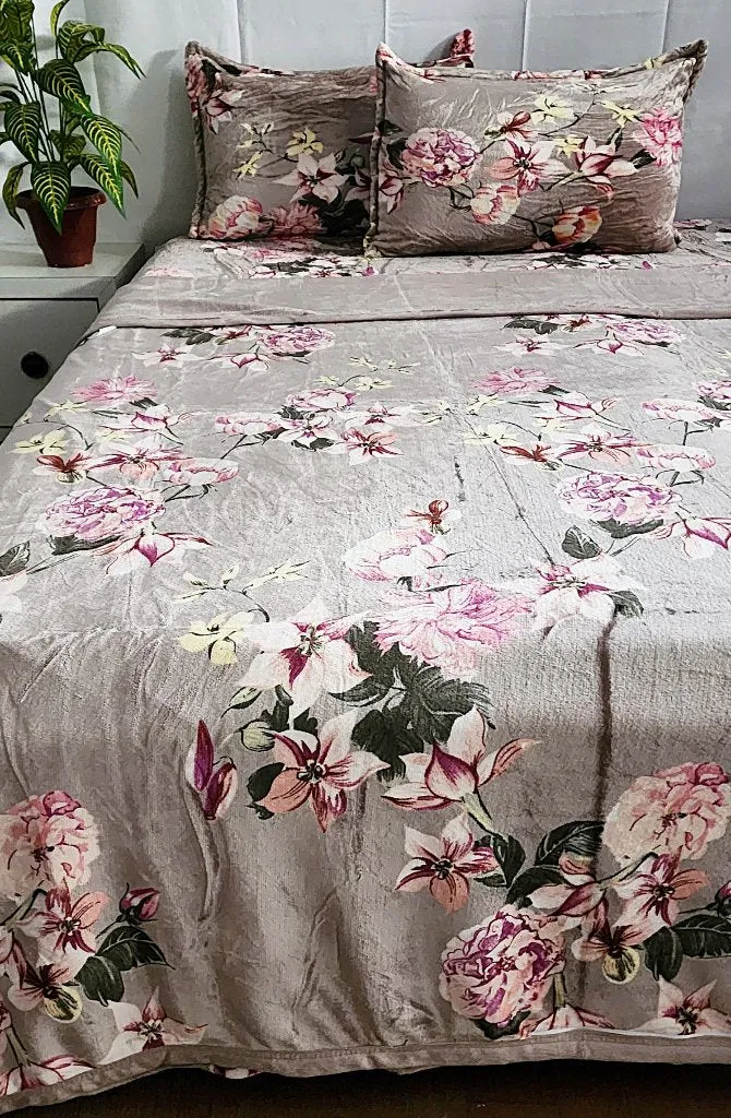Champaigne Shade Floral Print Warm Duvet Cover Set