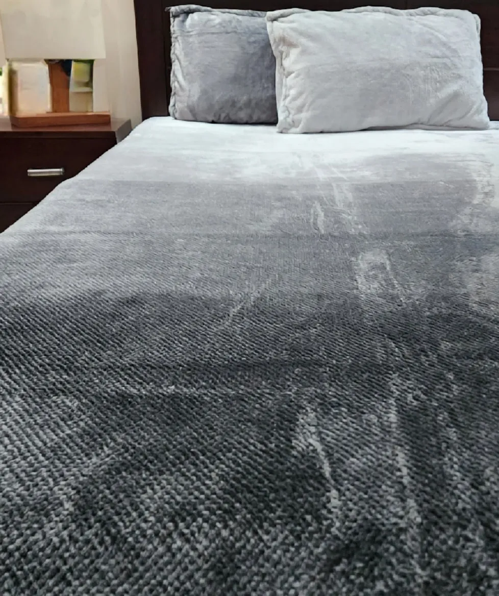 Dual Shaded Gray Warm Bedcover