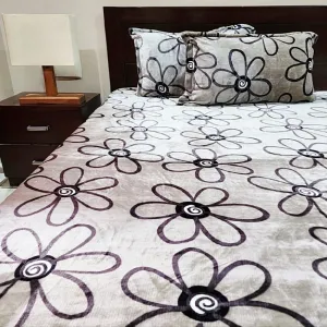 Floral Beauty Warm Bedsheet
