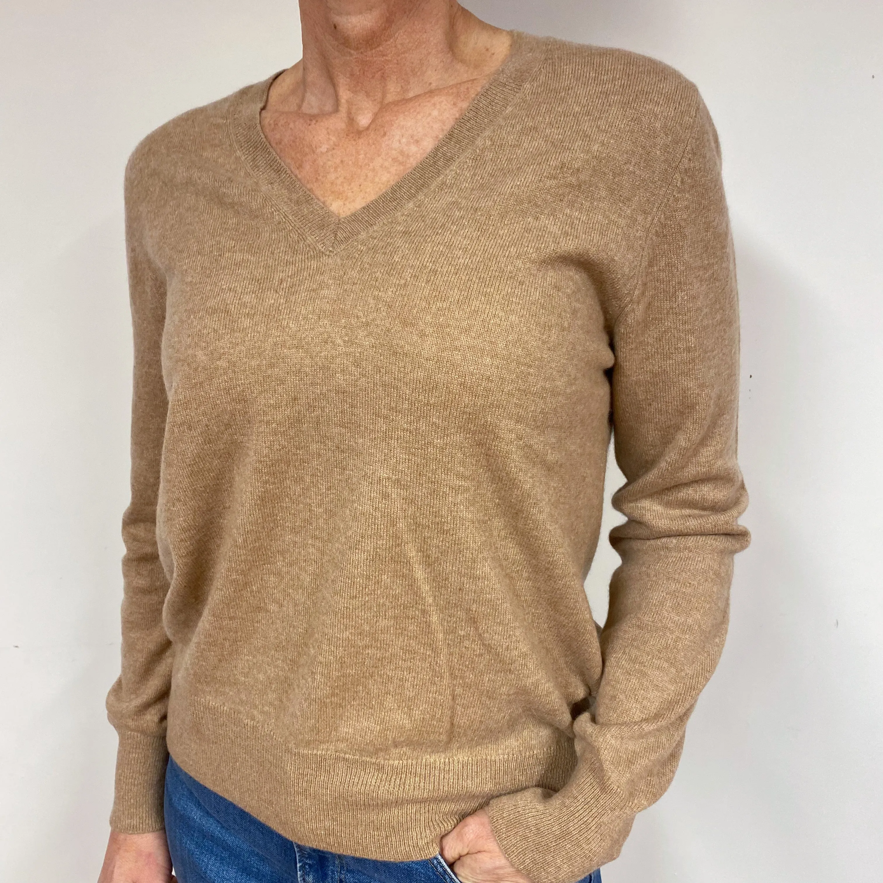 Fudge Brown Cashmere V-Neck Jumper Medium