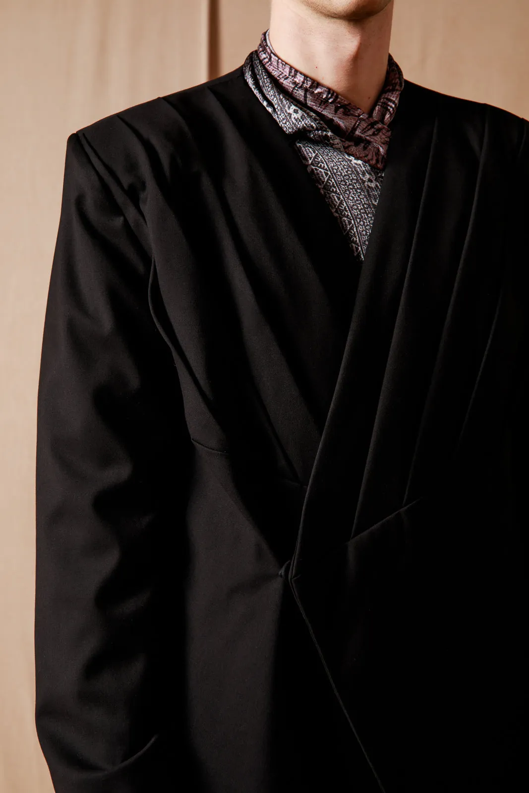 Gemini Suit Black