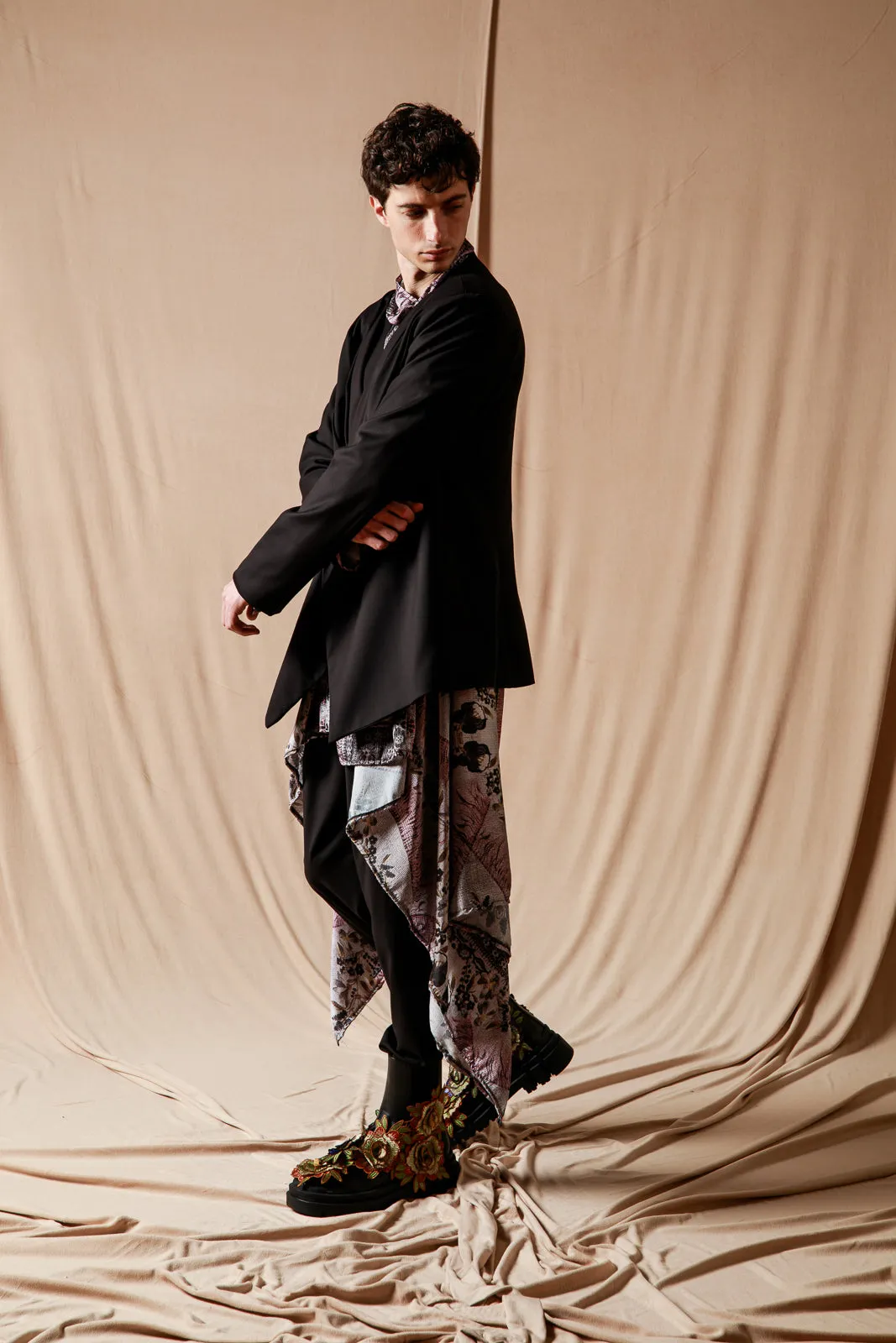 Gemini Suit Black