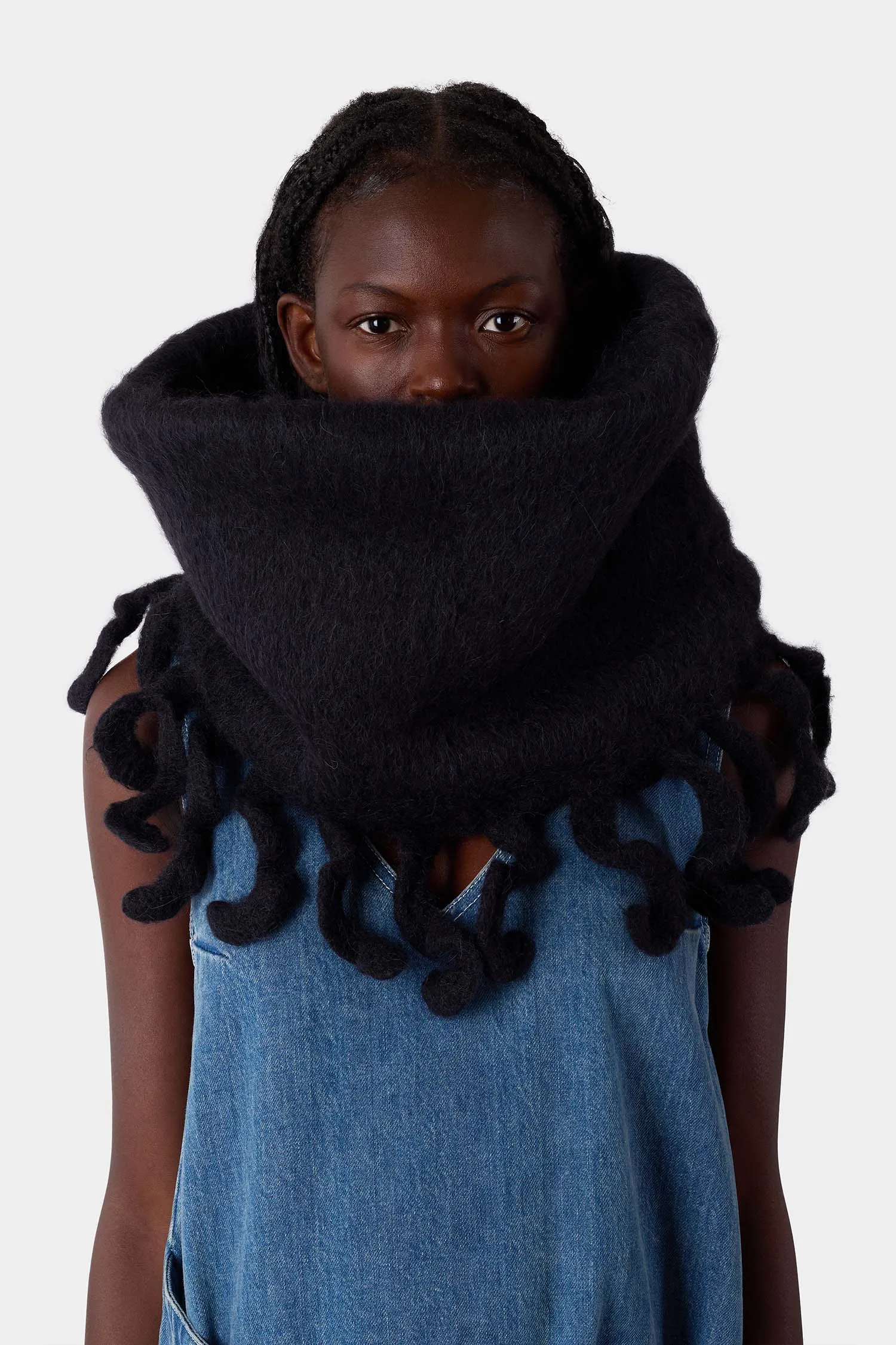 HAIRY MEGA COLLO / black
