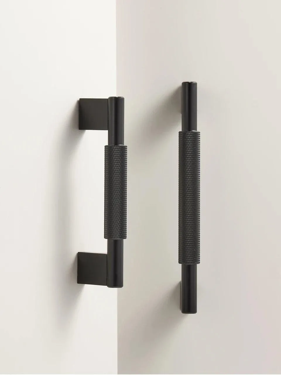 LACIE / Solid Brass Knurled Handles