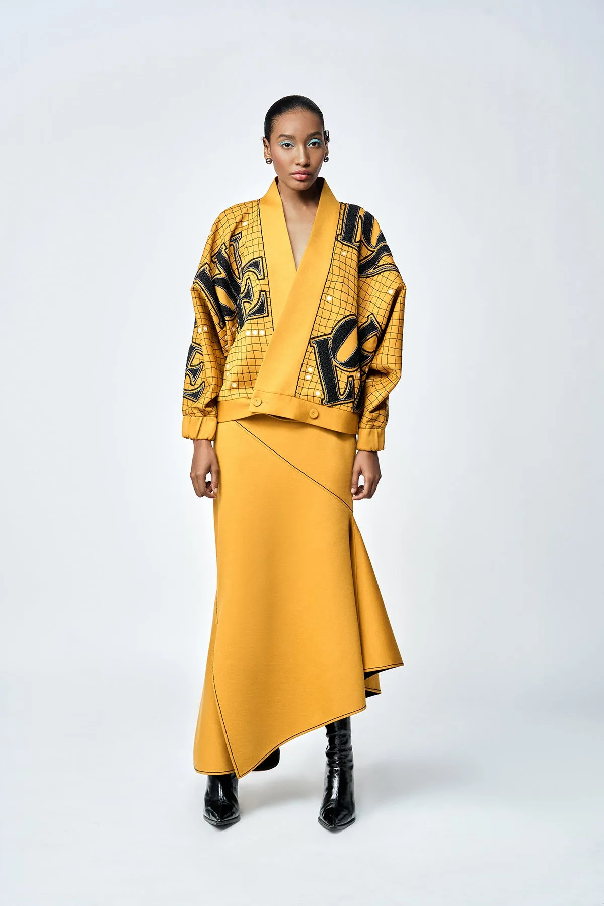 LOVE CHECKS KIMONO WITH ASYMETRIC SKIRT