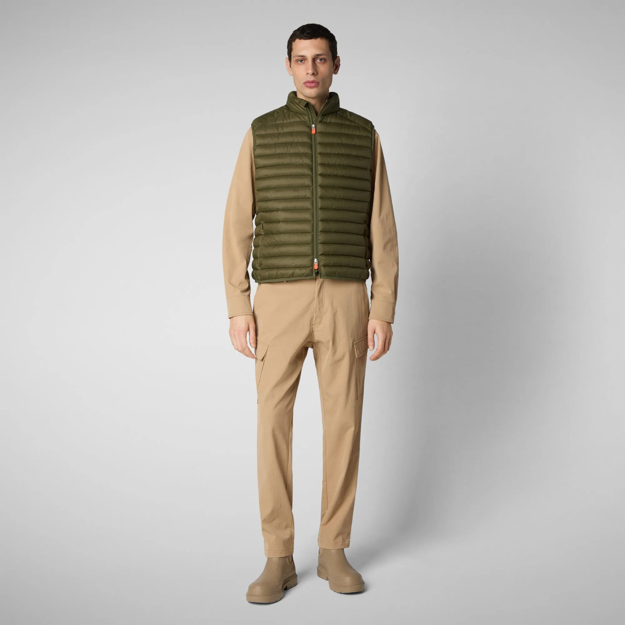 Man's quilted gilet Adam in dusty olive