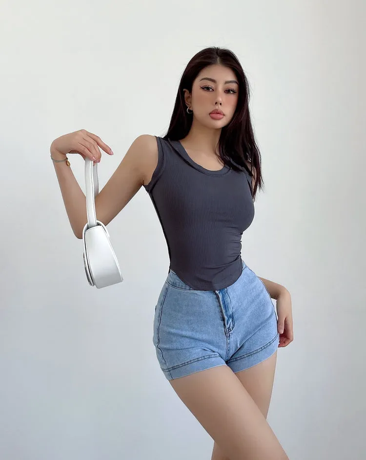 Mielle Solid Color U-Neck Wide Strap Slim Sleeveless Cropped Top