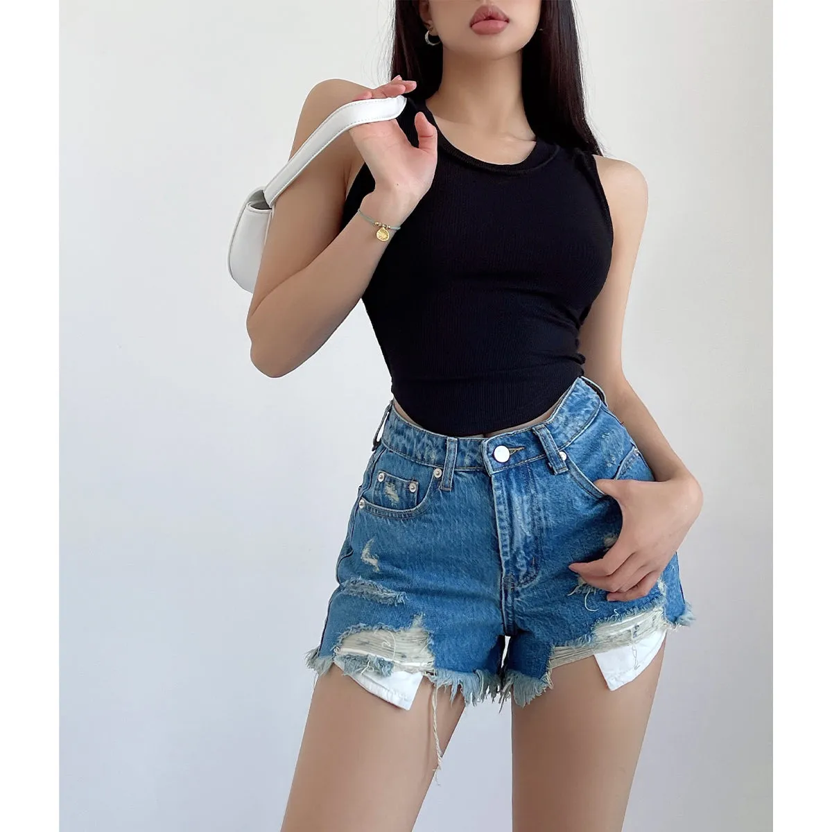 Mielle Solid Color U-Neck Wide Strap Slim Sleeveless Cropped Top