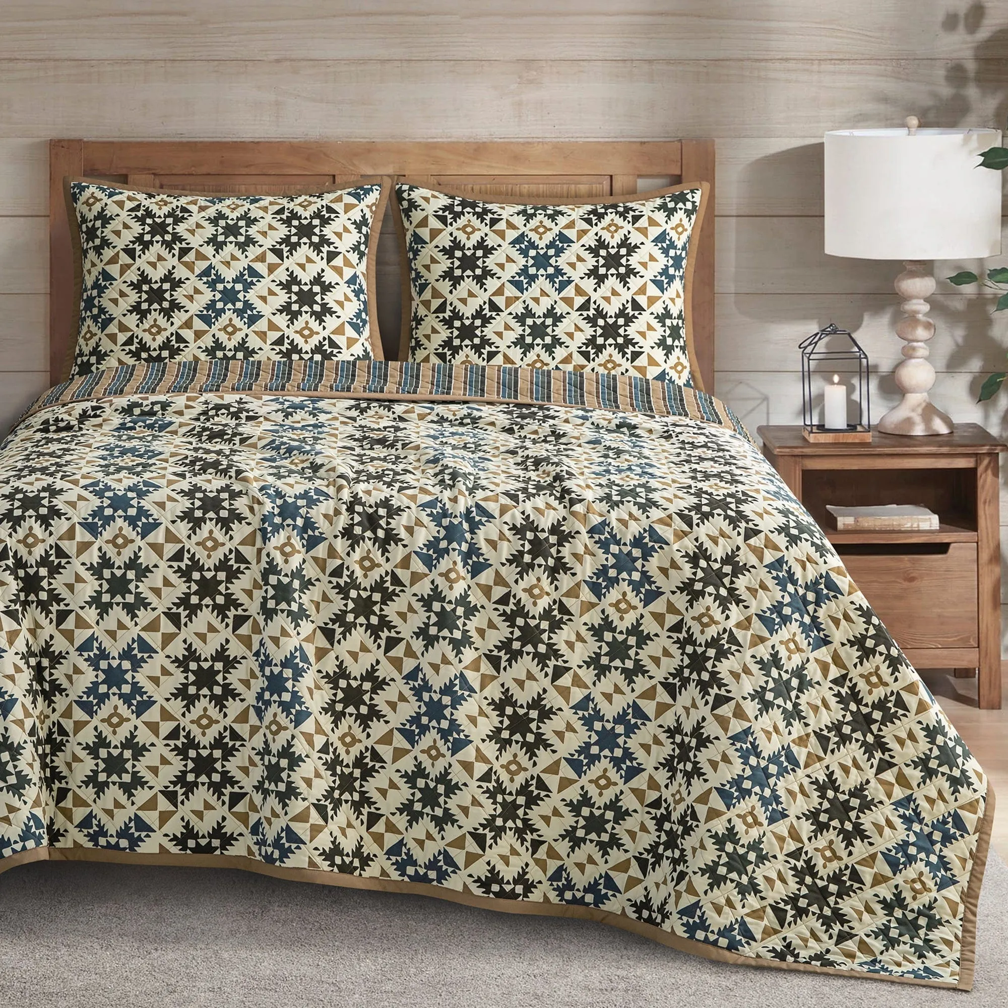 Mosaic Reversible Quilt Set