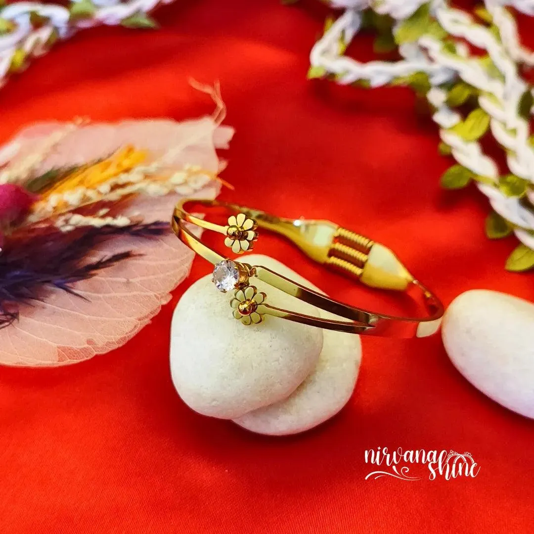 Openable Floral Bracelet