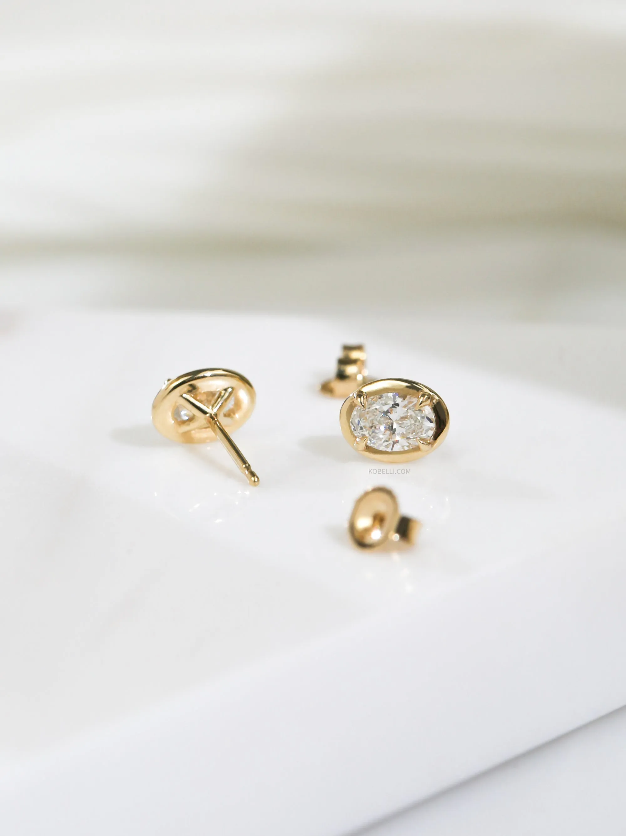 Oval Chubby Marshmallow Bezel Studs