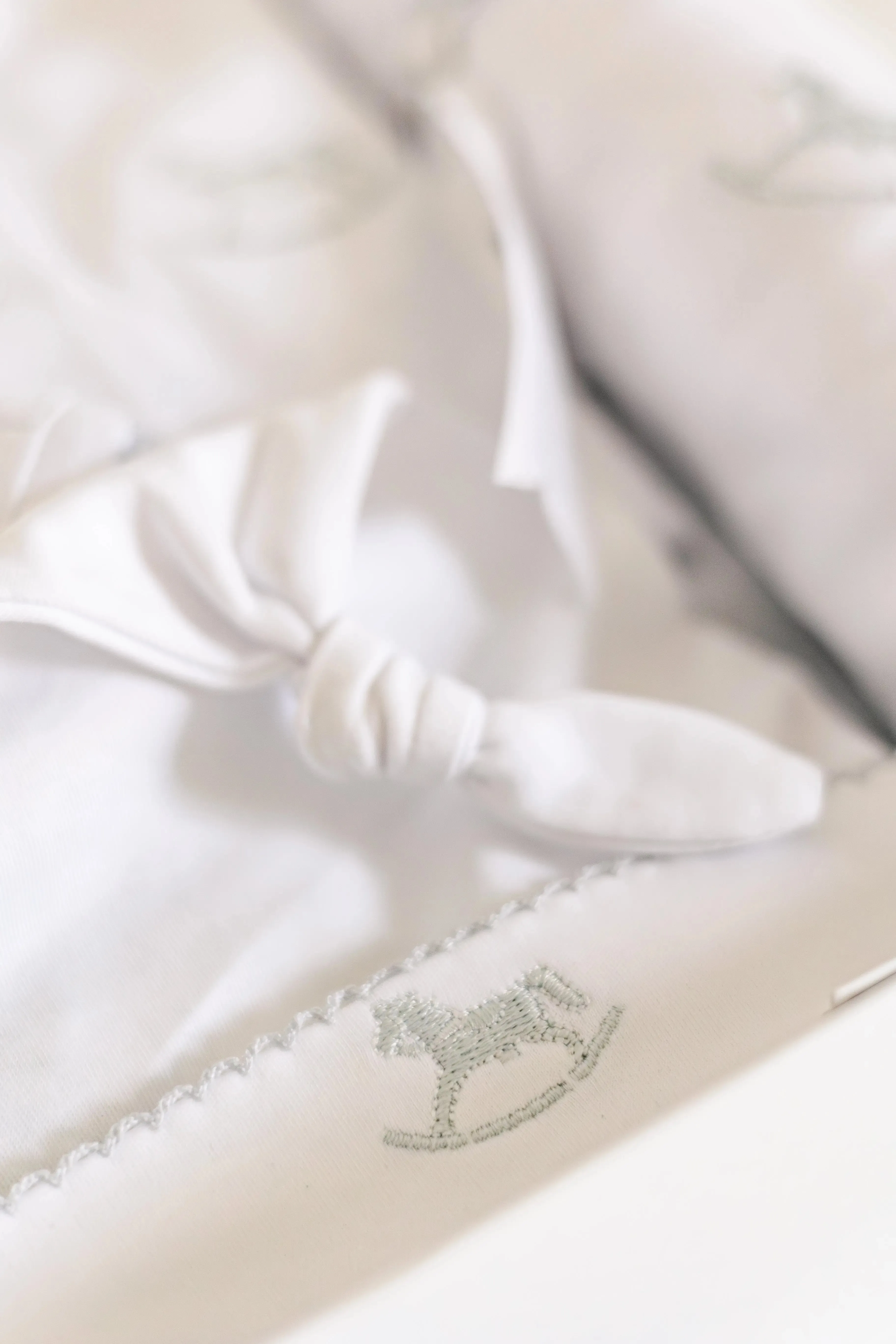 Personalised neutral Signature baby gift set