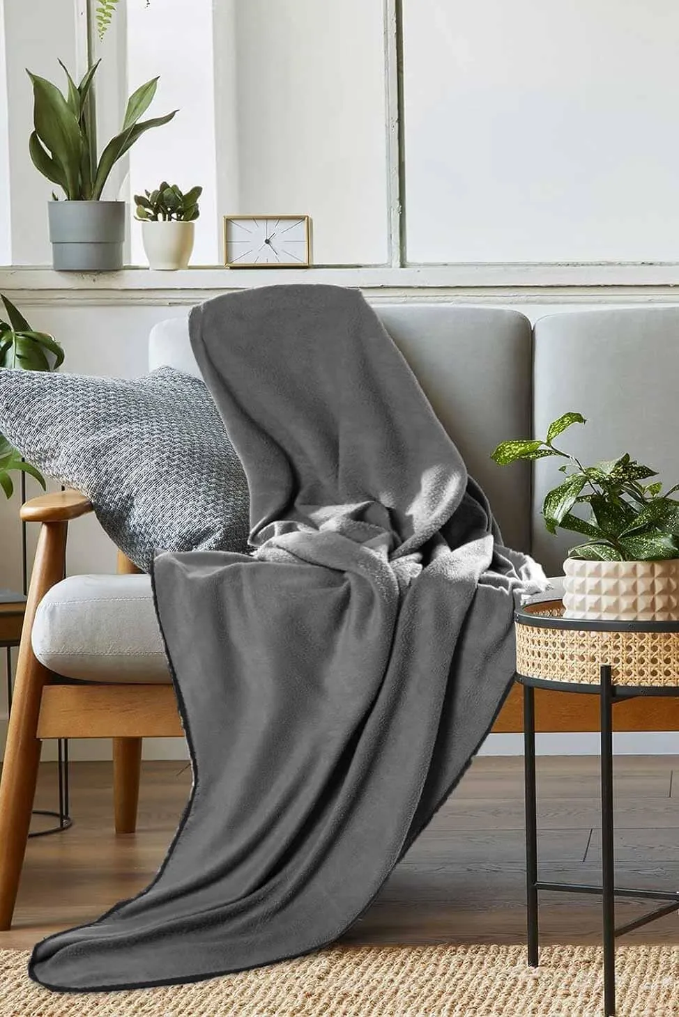 Polo Republica Polar Fleece Home and Travel Blanket