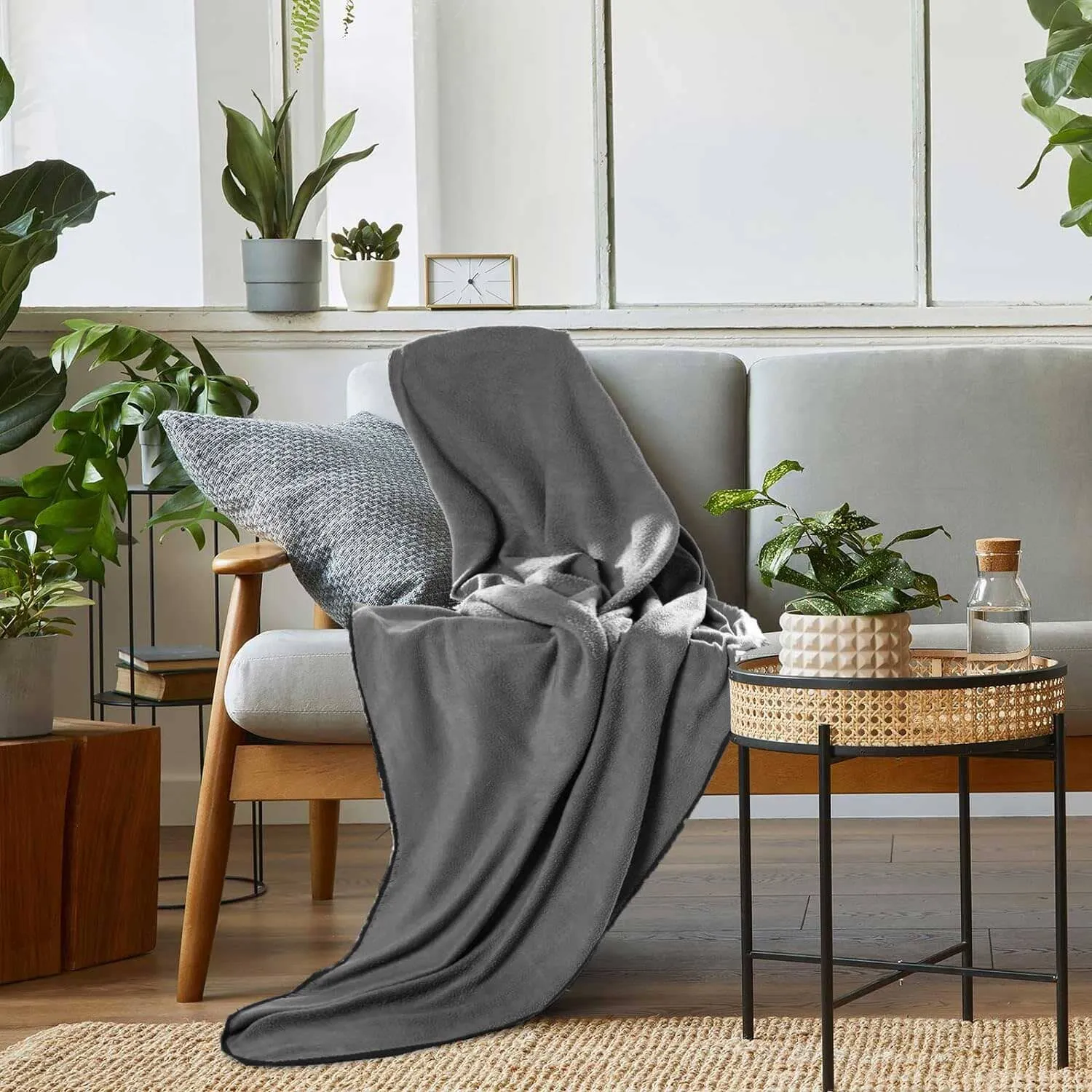 Polo Republica Polar Fleece Home and Travel Blanket