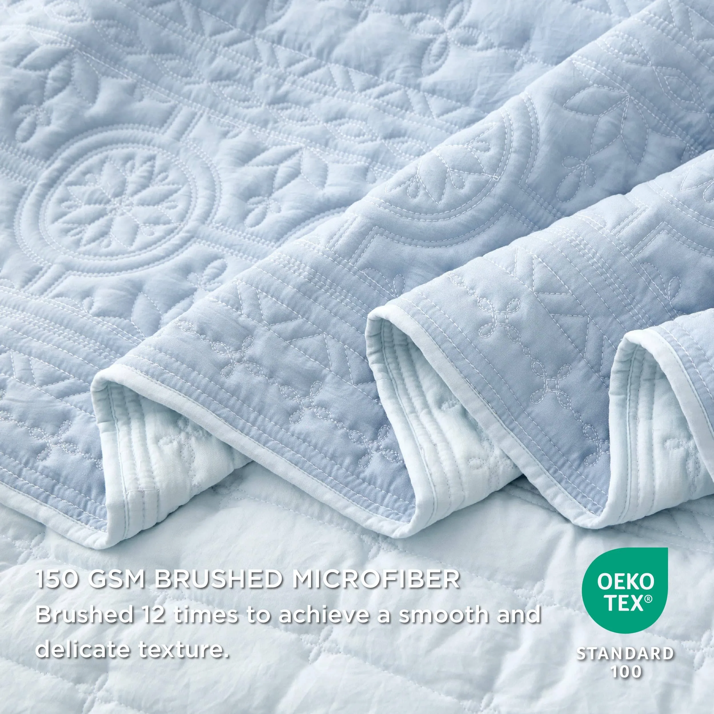 Scrollwork Quilt Set