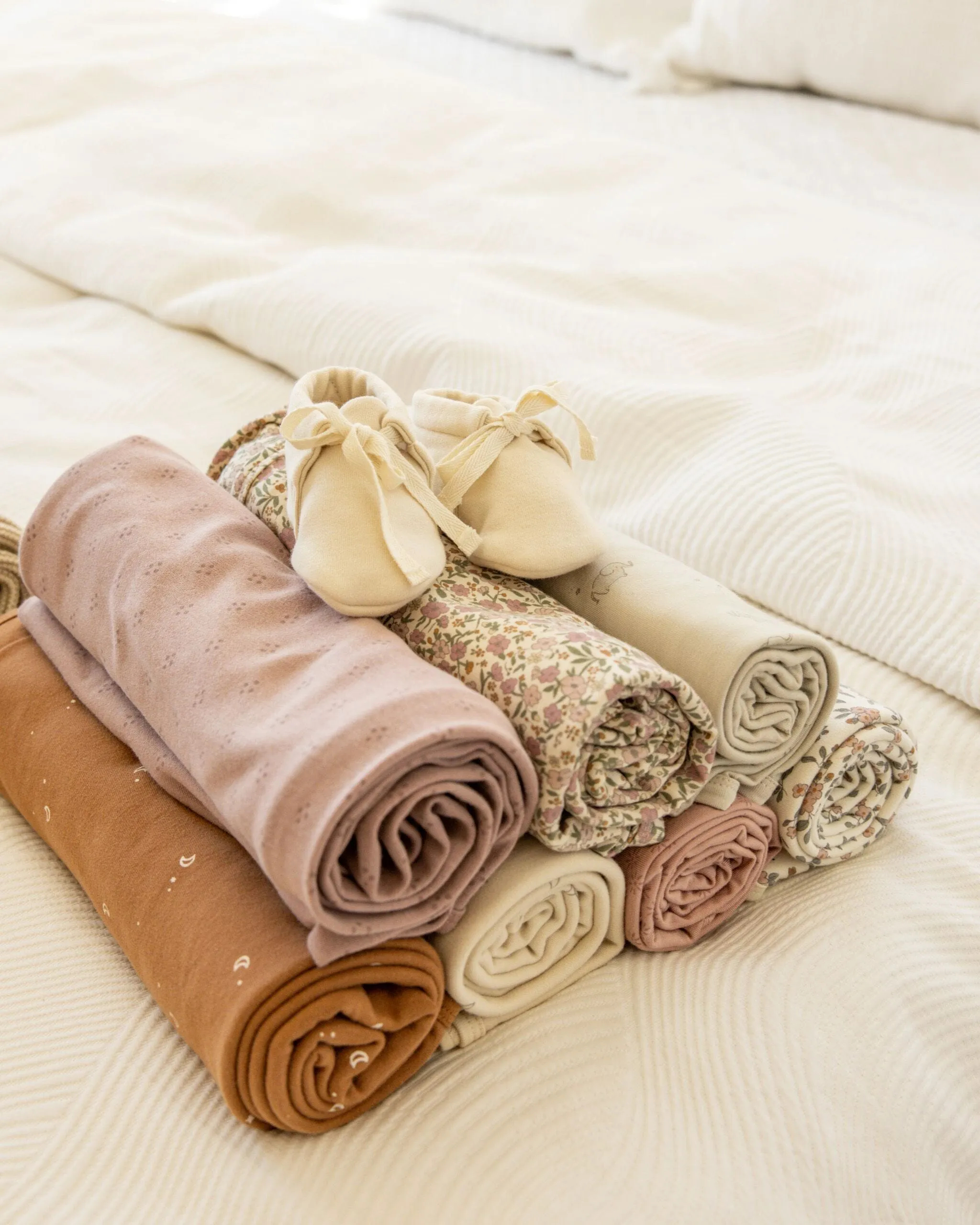 Swaddle|| Dotty