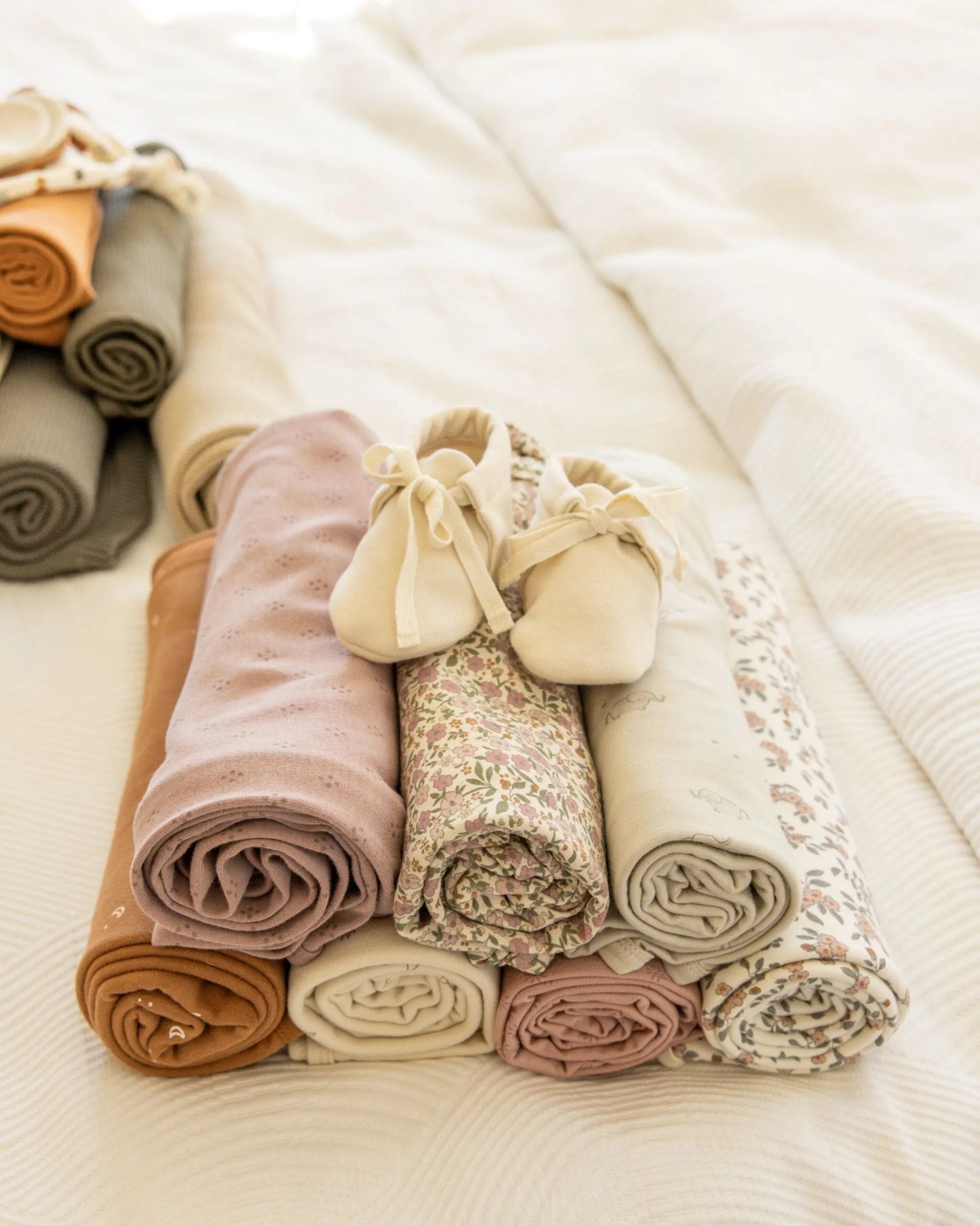 Swaddle|| Dotty