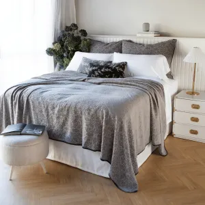 Vienna Coverlet
