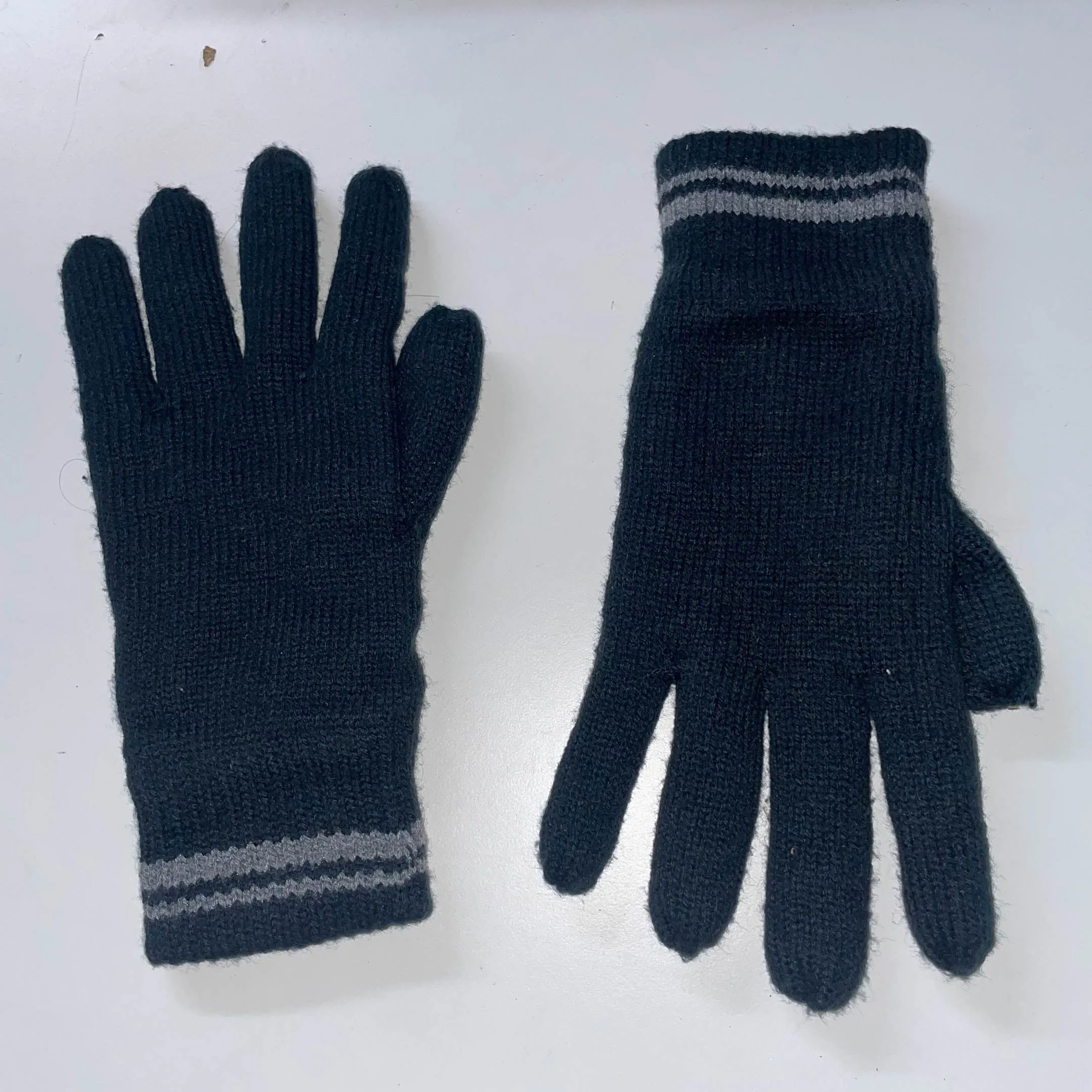 Vintage Peacock hand knitted navy blue glove