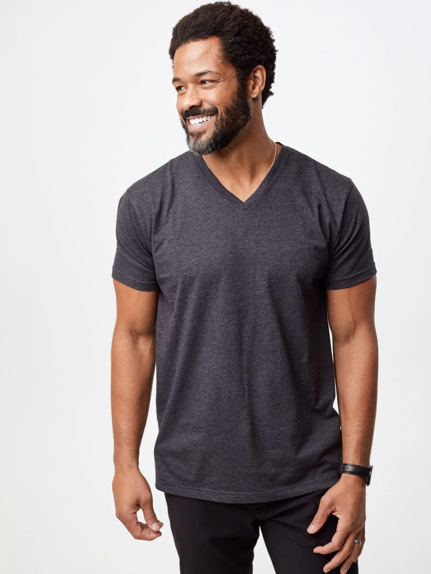 Winter Essentials V-Neck Member 5-Pack